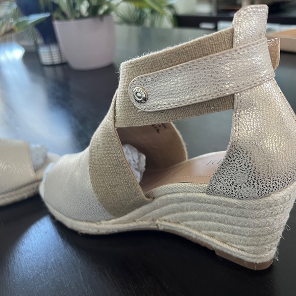 NYDJ Charisma Wedge Espadrilles Women's size 8 - Picture 8 of 16